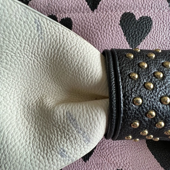 Betsey Johnson purse like new - Picture 8 of 11